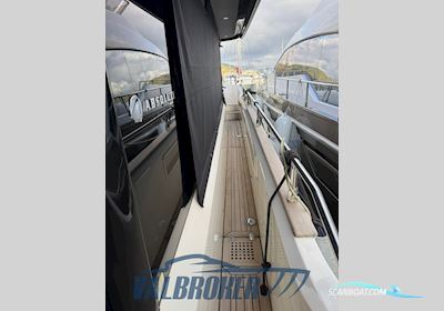Absolute Navetta 52 Motorboat 2017, with Volvo Penta D6 engine, Italy