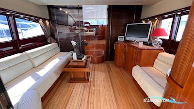 Admiral 62 Fly - Model 2001 Motorboat 2000, with Caterpillar engine, Croatia