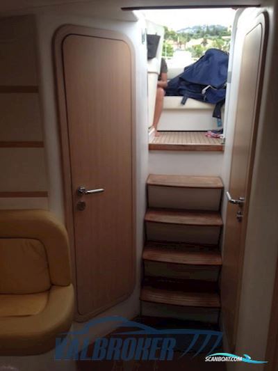 Airon Marine Airon 345 Motorboat 2010, with Volvo Penta D4 engine, France