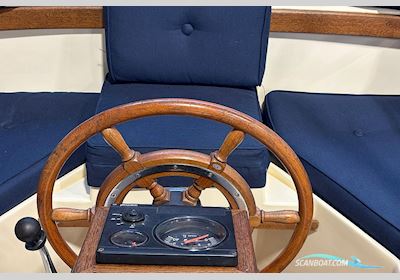 Albatros 21 Motorboat 2000, with Vetus engine, The Netherlands