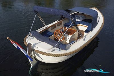 Albatros 21 Motorboat 2000, with Vetus engine, The Netherlands