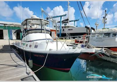 Albin 35 Command Bridge Motorboat 2006, with Yanmar engine, Virgin Islands