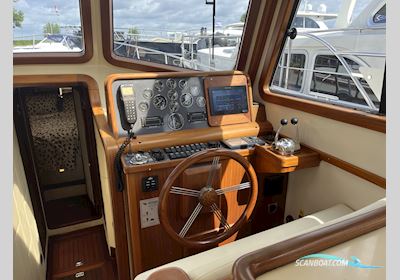 Alen 425 Motorboat 2007, with 2 engine, The Netherlands