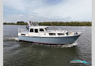 Altena Kruiser 9.30 AK Cabrio Motorboat 1970, with Craftsman CM4.42 engine, The Netherlands