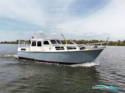 Altena Kruiser 9.30 AK Cabrio Motorboat 1970, with Craftsman CM4.42 engine, The Netherlands