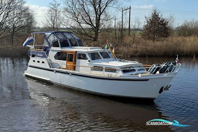 Amirante kruiser 1160 Motorboat 1974, with Mercedes engine, The Netherlands