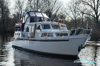 Amirante kruiser 1160 Motorboat 1974, with Mercedes engine, The Netherlands