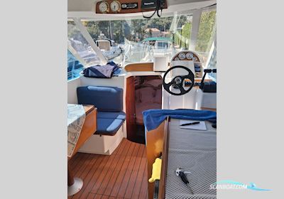 Antares 8.8 Motorboat 2006, with Volvo Penta D-3 x 2 engine, Croatia