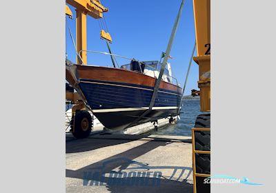 Apreamare Aprea 10 Semi Cabin Motorboat 2004, with VM Motori 706 LH engine, Italy