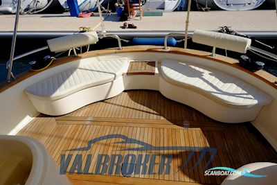 Apreamare Aprea 32 Comfort Motorboat 2011, with Cummins Qsd 2.8 engine, Italy