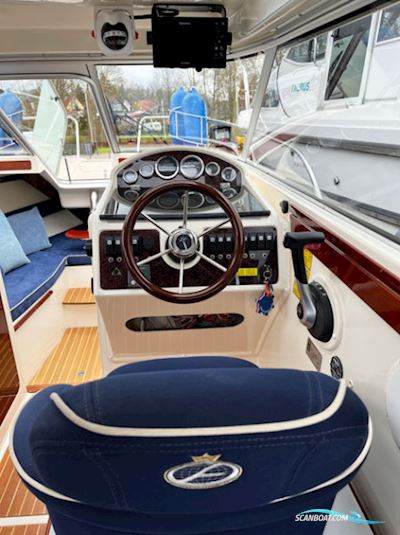 Aquador 22 HT Motorboat 2009, with Mercruiser 4,3 Mpi A1 engine, Germany