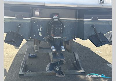 Aquador 23 Walkaround Motorboat 2003, with Mercruiser engine, United Kingdom