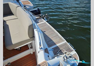 Aquador 27 HT Motorboat 2017, with Mercury 3,0 Tdi engine, Sweden