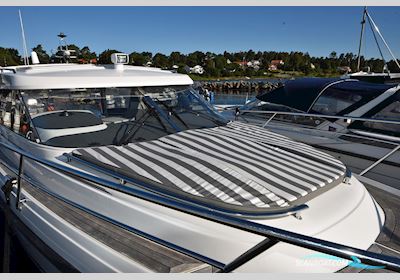 Aquador 30 HT Motorboat 2018, with Mercruiser TDI, 370hk engine, Sweden
