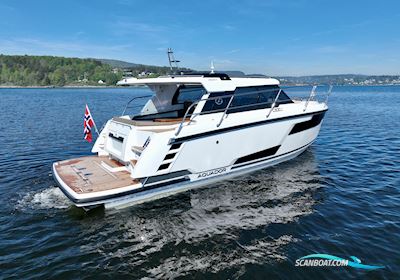 Aquador 300 HT Motorboat 2024, with Volvo Penta D4 - 300 DPI engine, Norway