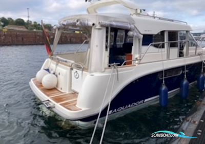 Aquador 32 C Motorboat 2011, with Volvo Penta D6-370 engine, Germany