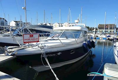 Aquador 32 Coupe Motorboat 2009, with Yanmar engine, United Kingdom