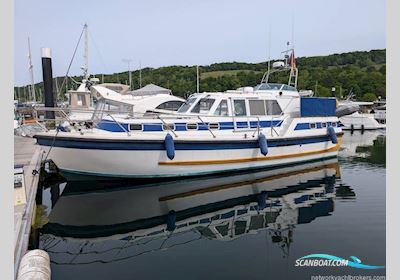 Aquastar 38 Aft Cabin Motorboat 1992, with Volvo Tamd418 engine, United Kingdom