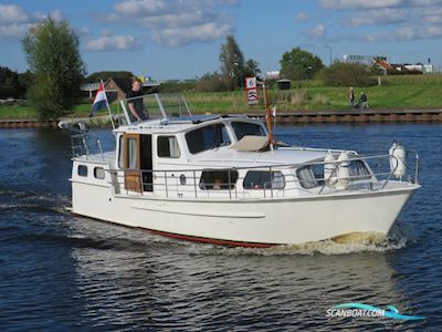 Ariadne AK Motorboat 1979, with Mercedes Benz Diesel engine, The Netherlands