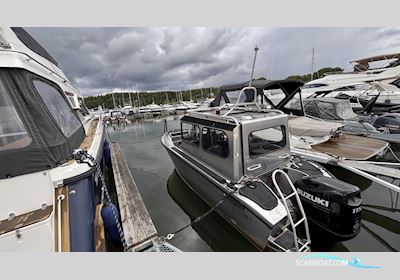 Arronet 18 C Motorboat 2022, with Suzuki DF115-Btgl (115 hk) - 2023 Cirka 40 Timmar engine, Sweden