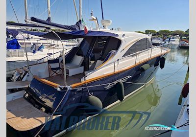 Austin Parker 42 Sedan Motorboat 2014, with Cummins engine, Italy