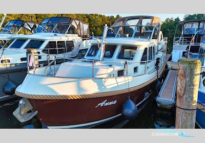 Aventura 34 AK Cabrio Motorboat 2012, with Craftsman CM4.42 engine, Germany