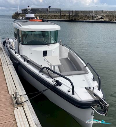 Axopar 28 Cabin Brabus Line Motorboat 2021, with Mercury 300 V8 engine, France
