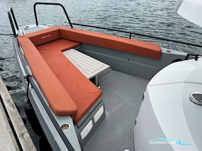 Axopar 28 Cabin R-Version Motorboat 2014, with Mercuri Verado XL
 engine, Denmark