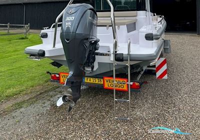 Axopar 28 Cross Cabin Motorboat 2022, Denmark