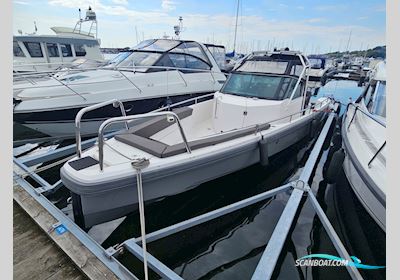 Axopar 28 Open Cabin Motorboat 2015, with Suzuki 350 engine, Sweden