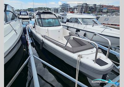 Axopar 28 Open Cabin Motorboat 2015, with Suzuki 350 engine, Sweden