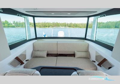 Axopar 29 XC Cross Cabin Motorboat 2025, with Mercury engine, Sweden
