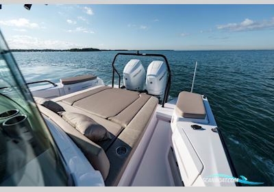 Axopar 37 Cross Cabin - Reserviert Motorboat 2025, with Mercury engine, Finland