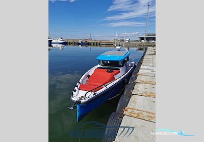 Axopar 37 XC Cross Cabin Motorboat 2020, with Mercury V8 4 Tempi engine, Estonia