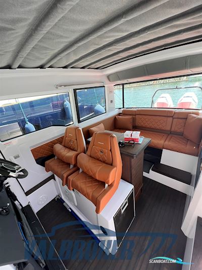 Axopar 37 XC Cross Cabin Motorboat 2022, with Mercury V8 4 Tempi engine, Montenegro