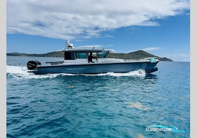 Axopar 37 XC Cross Cabin Motorboat 2019, with Mercury engine, Virgin Islands
