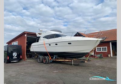 Azimut 40 Flybridge Motorboat 1993, with Iveco engine, Sweden