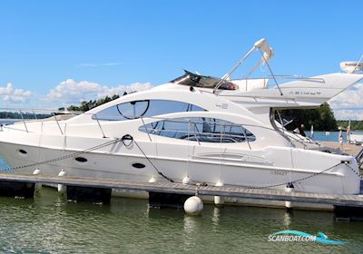 Azimut 42 Evo Motorboat 2009, with Mercruiser Qsb5,9 engine, Finland