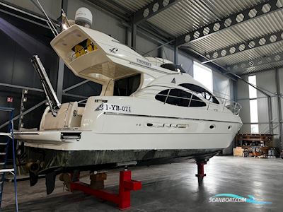 Azimut 42 Motorboat 2001, with 2 engine, The Netherlands