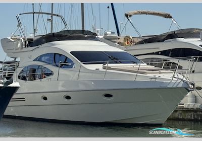 Azimut 42 Motorboat 2005, with Caterpillar engine, United Kingdom