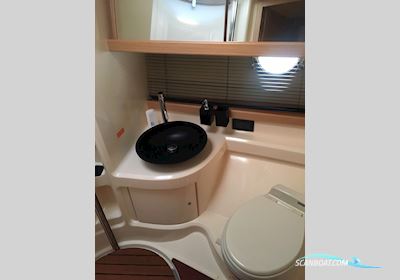 Azimut 43 Fly - BJ. 2007 - Nur 450 Bstd Motorboat 2007, with Cummins Qsb 5,9 Diesel engine, Austria