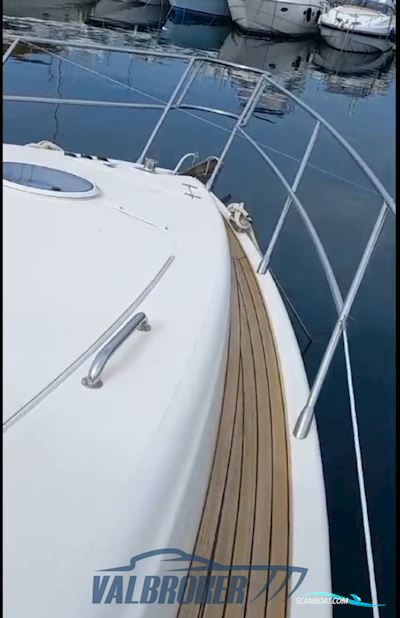 Azimut 50 Flybridge Motorboat 2005, with Caterpillar C12 engine, Italy