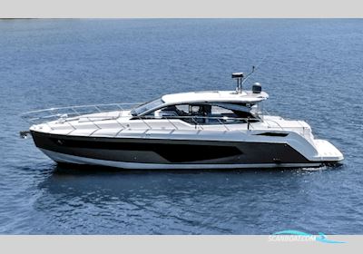Azimut 51 Motorboat 2023, with Volvo Penta engine, Croatia