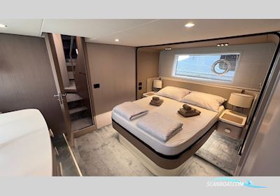 Azimut 60 FLY - 2018 Motorboat 2018, with VOLVO PENTA D13-900 engine, Croatia