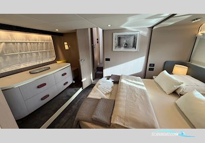 Azimut 60 Fly - Model 2018 Motorboat 2018, with Volvo Penta D13-900 engine, Croatia