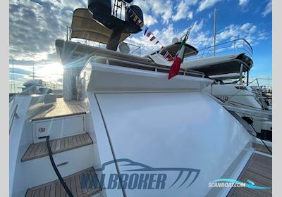 Azimut 77S Motorboat 2016, with Volvo Penta engine, Italy