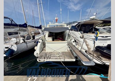 Azimut AZ 43 S Motorboat 2006, with Volvo Penta Ips 500 D6 engine, Italy