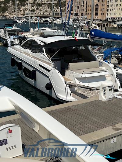 Azimut Atlantis 43 Motorboat 2017, with Volvo Penta D6 400 engine, Italy