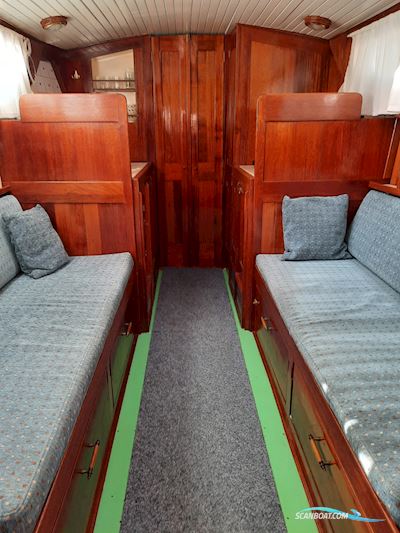 BAKDEKKER met koffer verlengd bakdek Motorboat 1937, with Vetus M309 (2004), 3 cilinders, 25 PK, diesel/GTL engine, The Netherlands