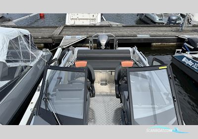 BUSTER XL V Max Edition Motorboat 2022, with Yamaha engine, Sweden